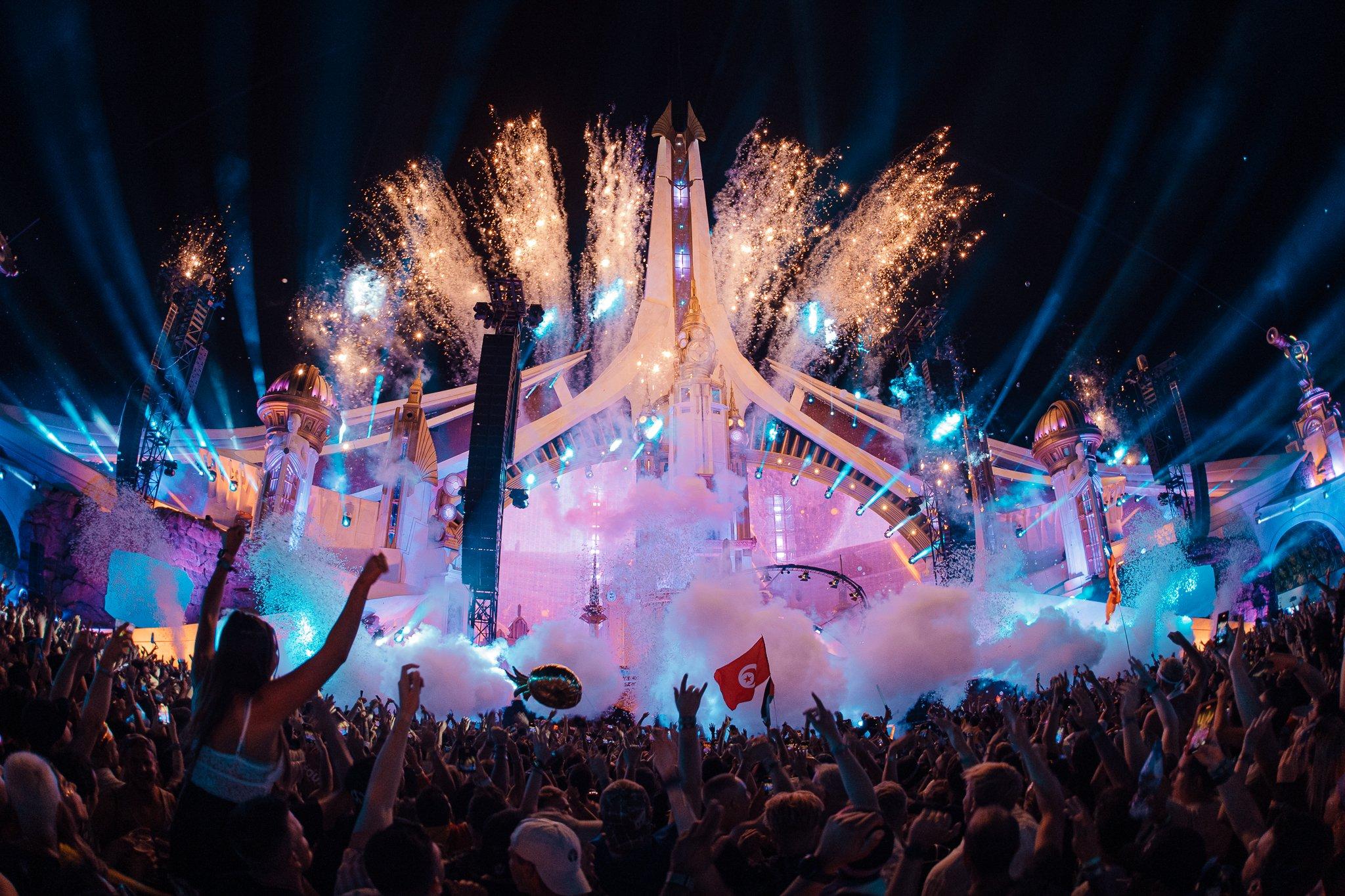 Tomorrowland Unleashes Days Worth of 2022 Liveset Videos